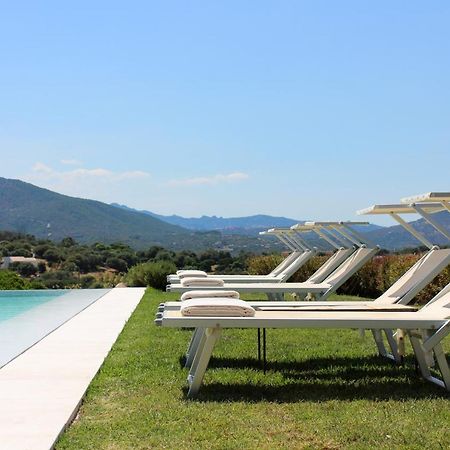 Albero Capovolto Bed & Breakfast Golfo Aranci Ngoại thất bức ảnh